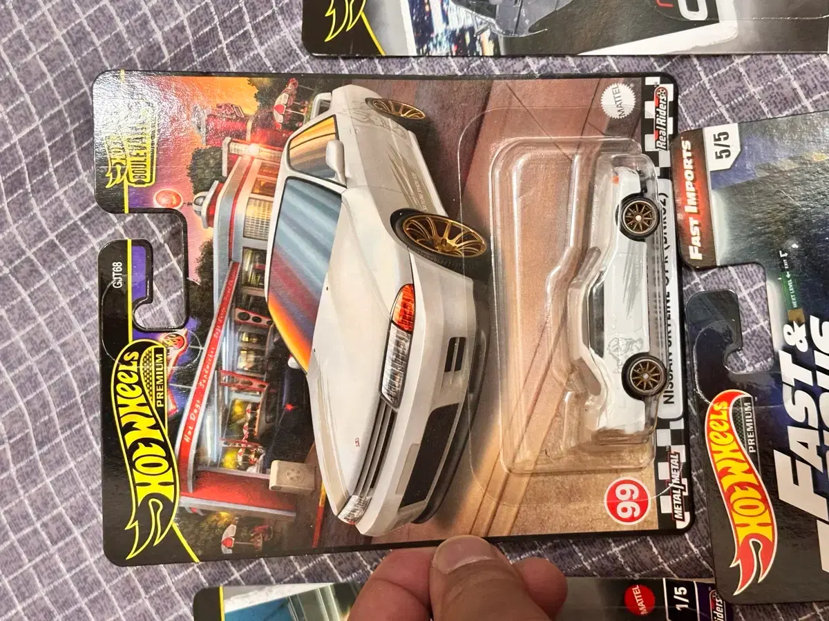 thumbnail-4